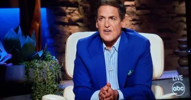 https://www.bollywoodfarm.com/wp-content/uploads/2022/09/shark-tank-live-season-14-390x205.jpg.webp